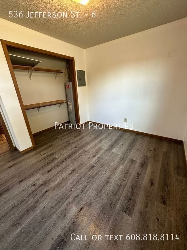 Foto del edificio - 536 Jefferson St