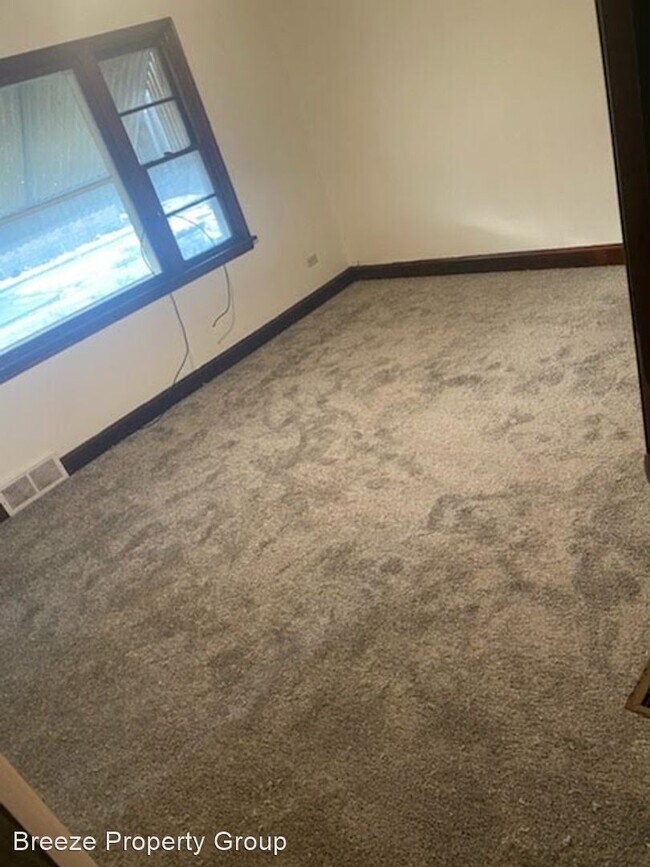 Foto del edificio - 3 br, 1 bath House - 323 Langdon St