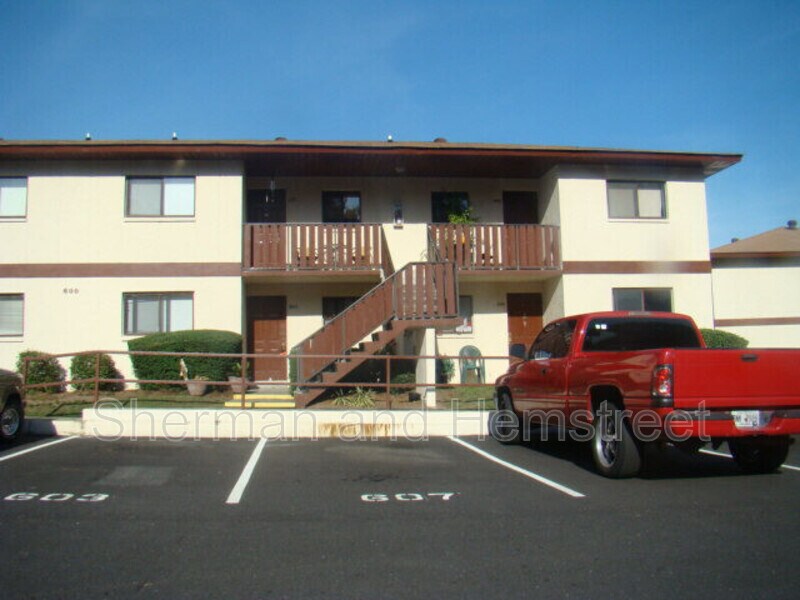 Primary Photo - 607 Windsong Cir