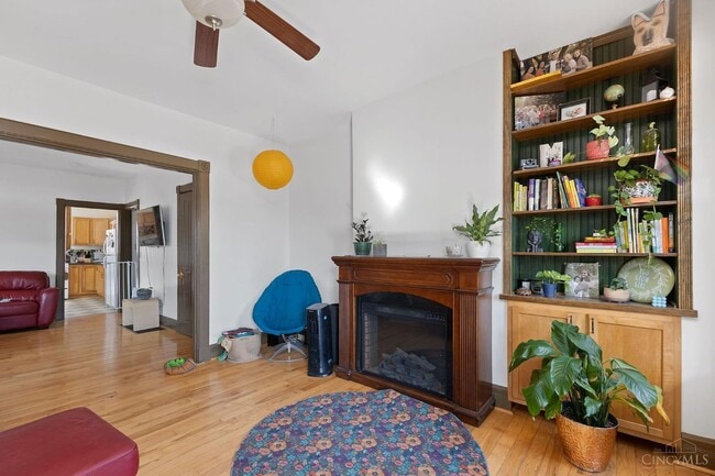 Building Photo - 4559 N Edgewood Ave