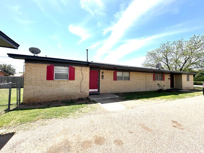 Foto del edificio - 6503 Avenue R