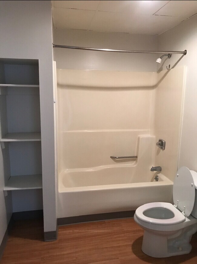 12 Miles St Unit 13, Greenfield, MA 01301 Apartments in Greenfield, MA