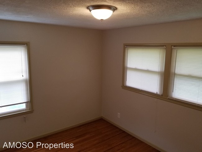 Building Photo - 3 br, 1.5 bath House - 345 Cameron Rd