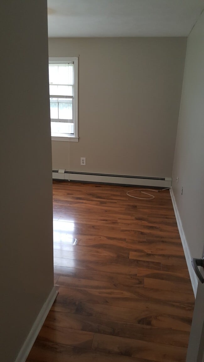 Entrance to Bedroom - 49 Hamilton St