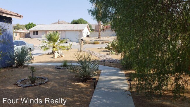 Foto del edificio - 4 br, 2 bath House - 66629 12TH ST