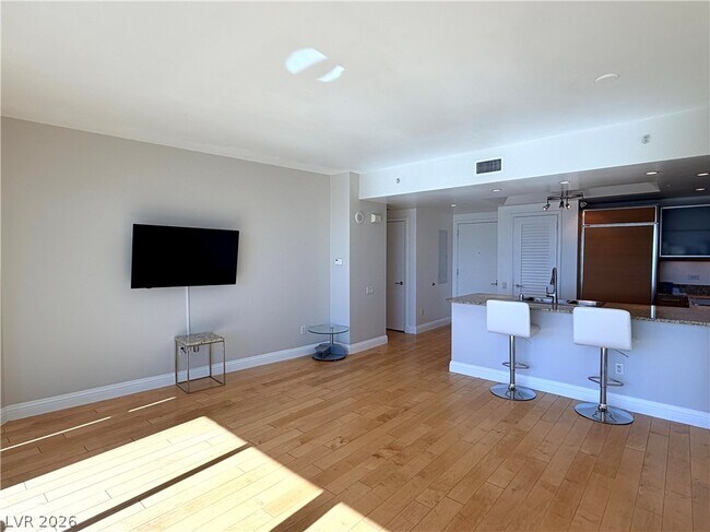 Foto del edificio - 322 Karen Ave