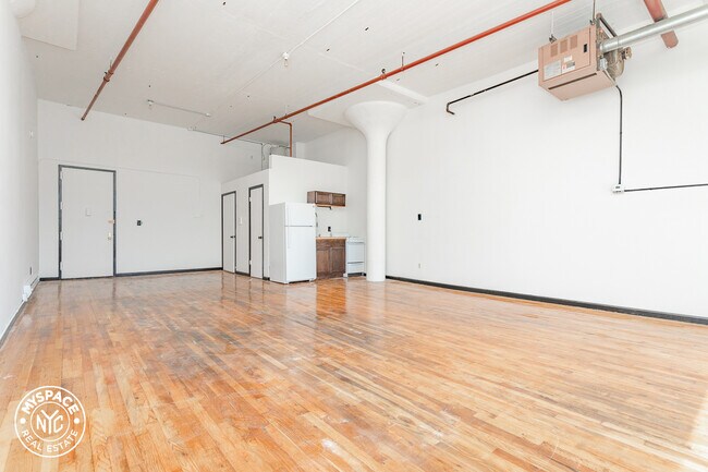 Foto del edificio - 210 Cook St
