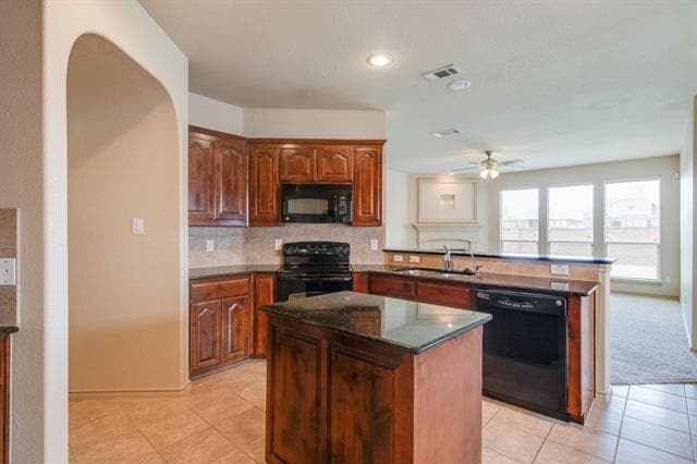Building Photo - 3237 Buckthorn Ln