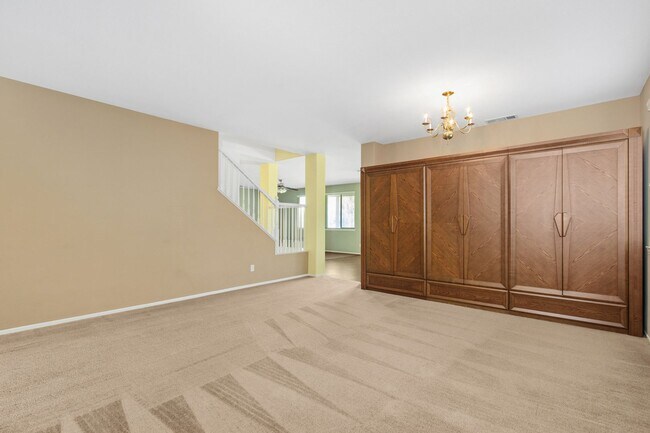 Building Photo - Two Story Home in Red Hawk On a Cul-de-sac, 4br+LOFT/2.5ba, 3,113Sqft, Fireplace, Large Yard