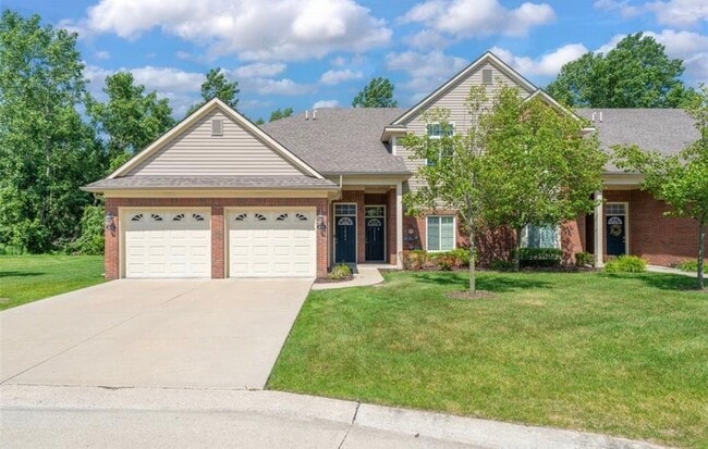 Foto del edificio - 14349 Shadywood Dr