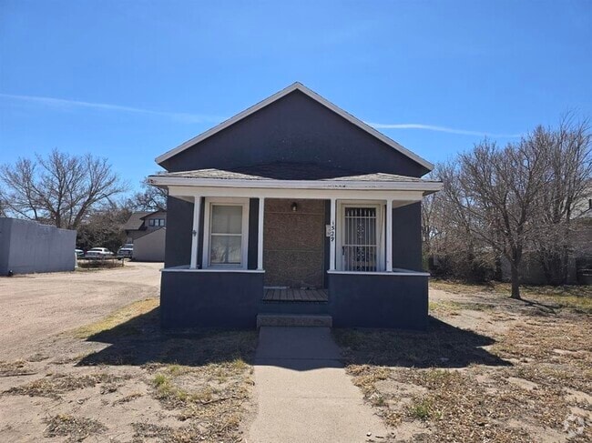 Building Photo - 1529 Illinois St