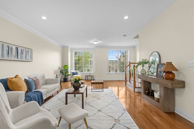 Foto del edificio - 57 Townsend Blvd