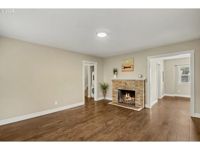 Photo - 3801 NE 82nd Ave (Portland, OR) House