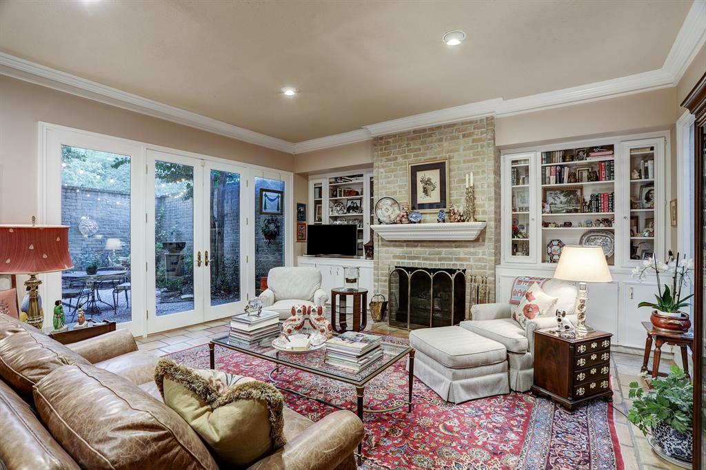 Foto principal - 10158 Memorial Dr