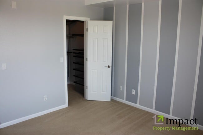Foto del edificio - 12818 Ironstone Way
