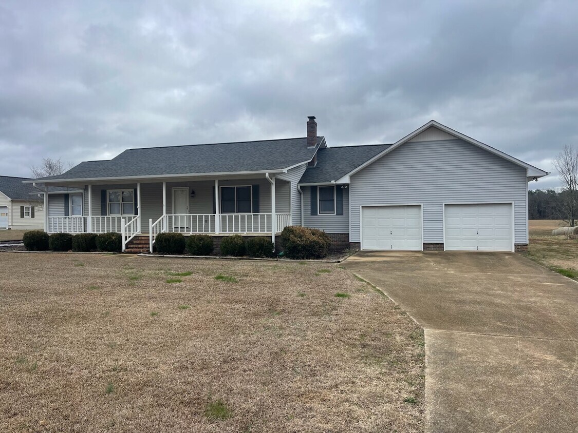 17690 Newby Chapel Rd, Athens, AL 35613 House Rental in Athens, AL