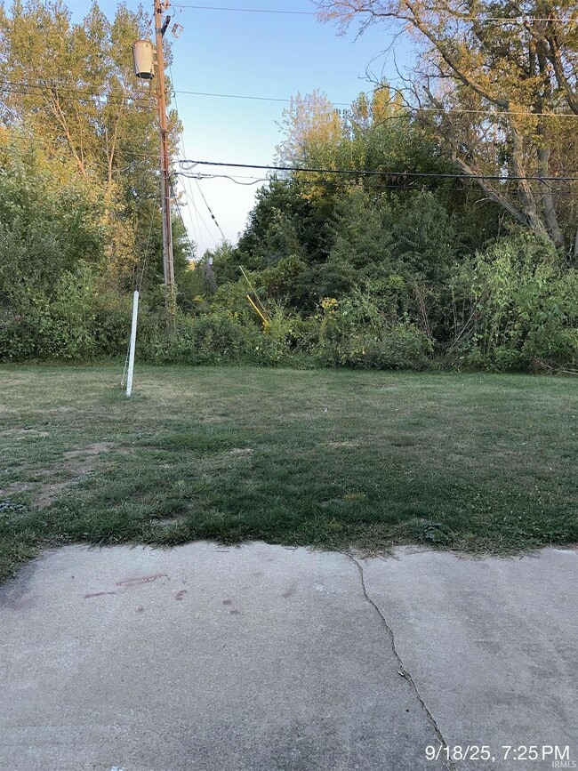 Building Photo - 39031 Edwards Ct