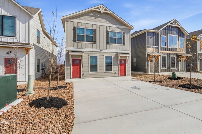 Foto del edificio - 7118 Magnolia Pass