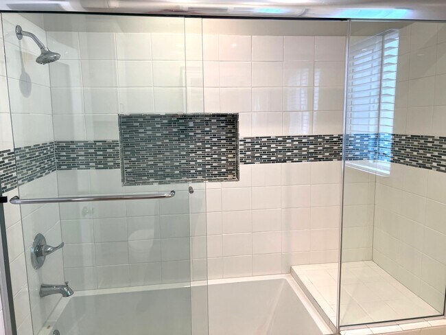 Shower - 1121 N Sweetzer Ave
