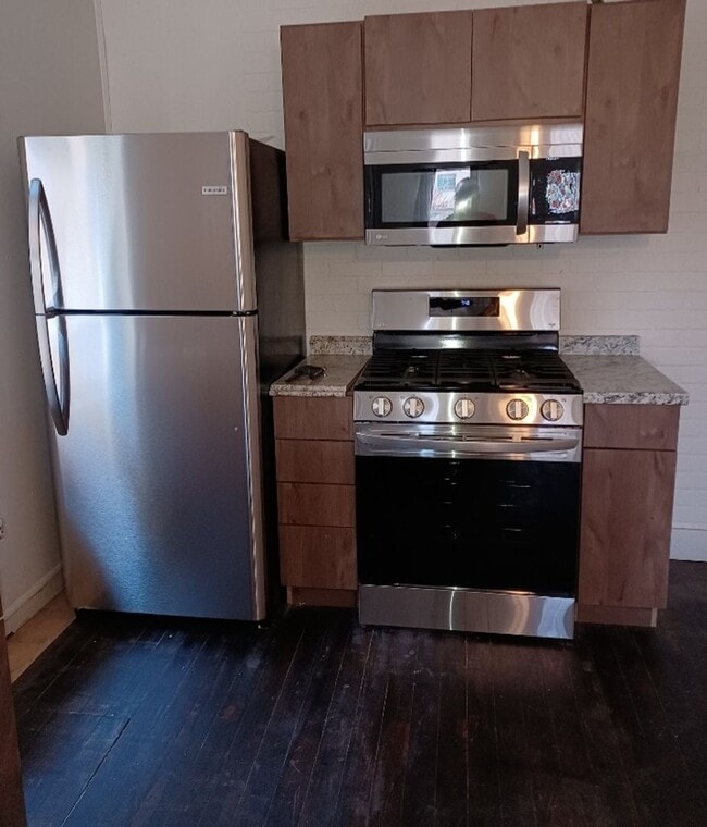 Foto del edificio - 263 N 1st W St