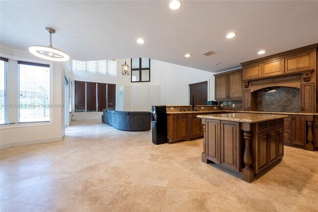 Building Photo - 3469 Gulfstream Way