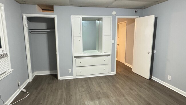 Building Photo - 1113 Knoxville Ave