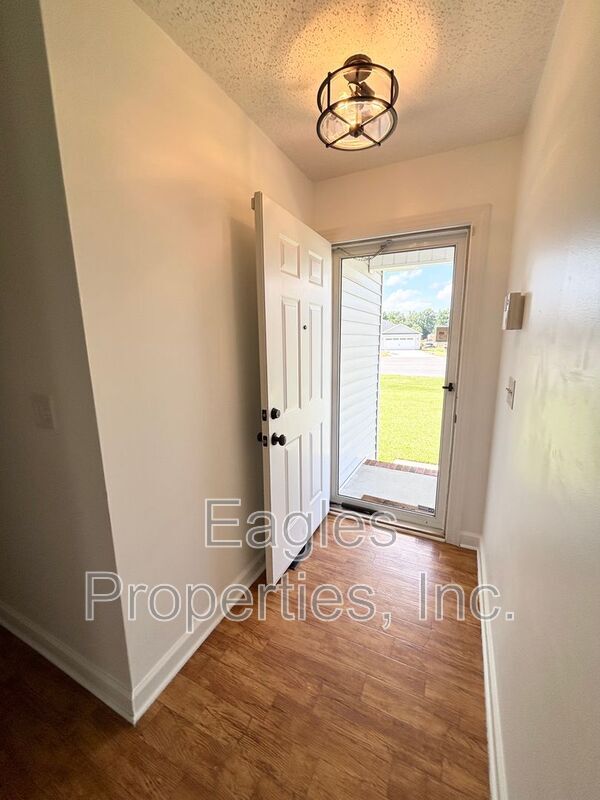 Foto del edificio - 3053 Condor Ct