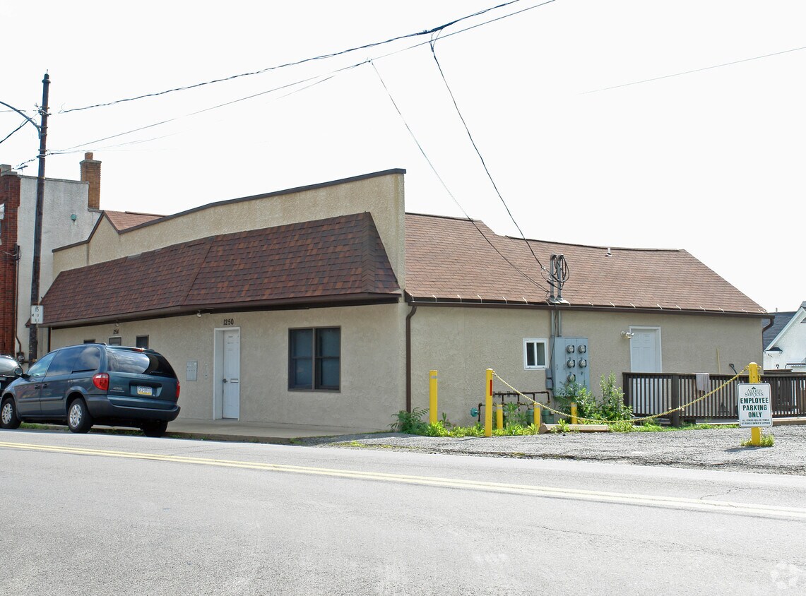 Primary Photo - 1250-1254 Providence Rd