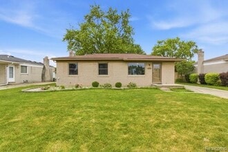 Building Photo - 4950 Windham Dr
