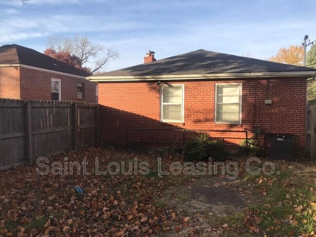 Building Photo - 8334 Elmore Ave