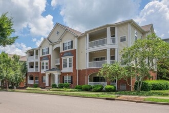 Building Photo - 8045 Bienville Dr