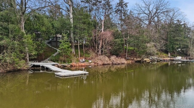 Building Photo - 49 Twin Lakes Rd