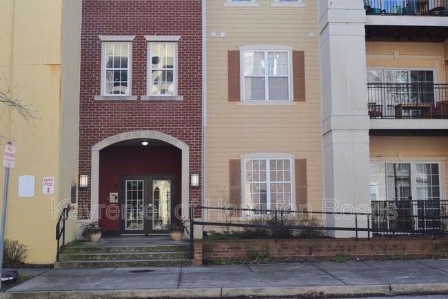 Building Photo - 1400 Granby St