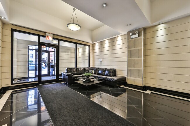 Foto del edificio - 520 N Halsted St