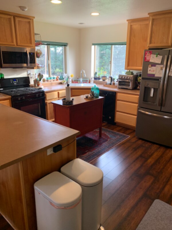 Building Photo - 3328 Sierra Springs Ct