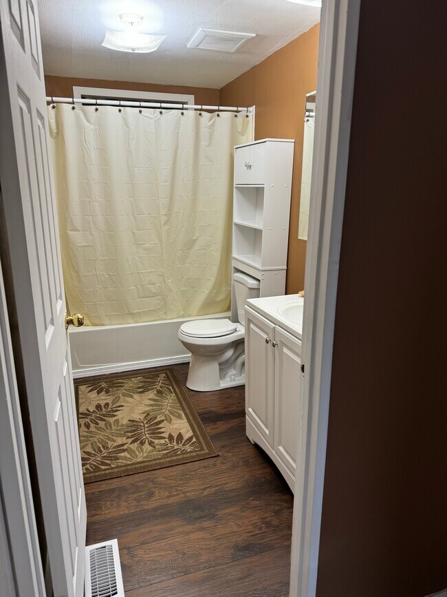 Your own private bathroom New paint new floor - 8310 207th St E