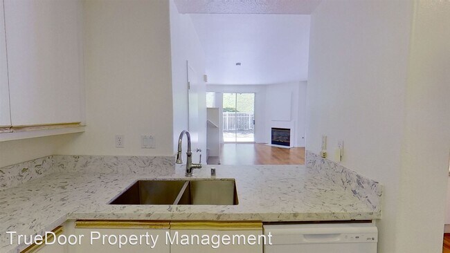 Foto del edificio - 2 br, 2.5 bath House - 1342 S. Country Gle...