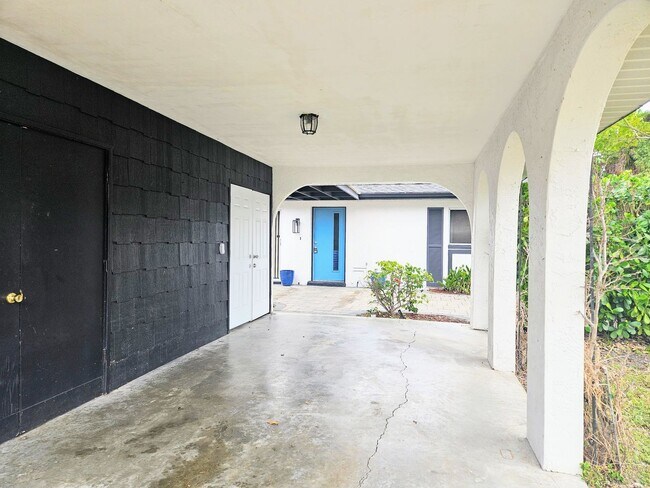 Building Photo - Charming 3BR Retreat with Private Patio & Spacious Yard