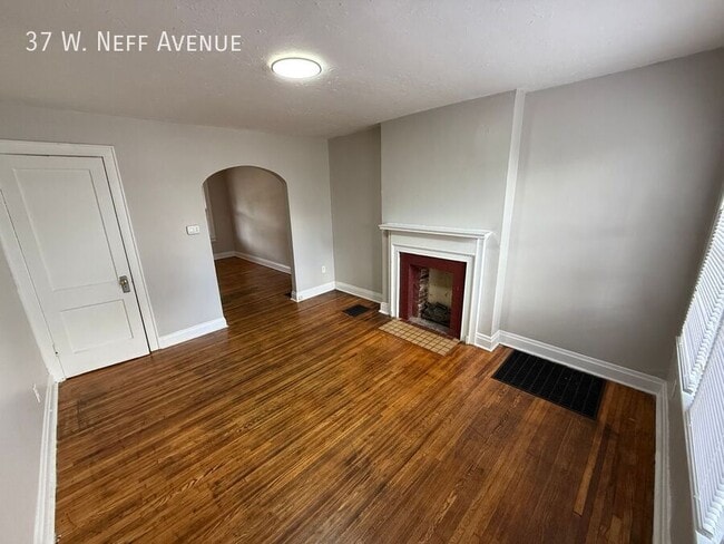 Foto del edificio - 37 W Neff Ave
