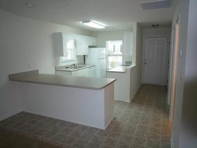 Building Photo - 2240 Bridgeton Rd