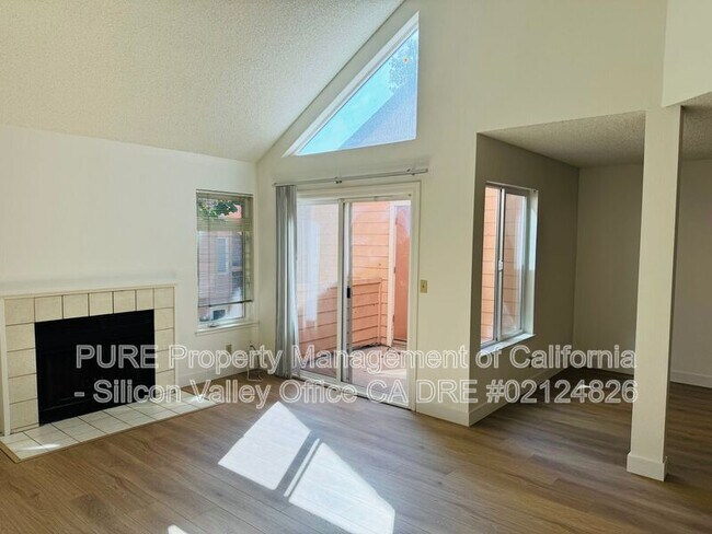 Photo - 5310 Borneo Cir Apartment