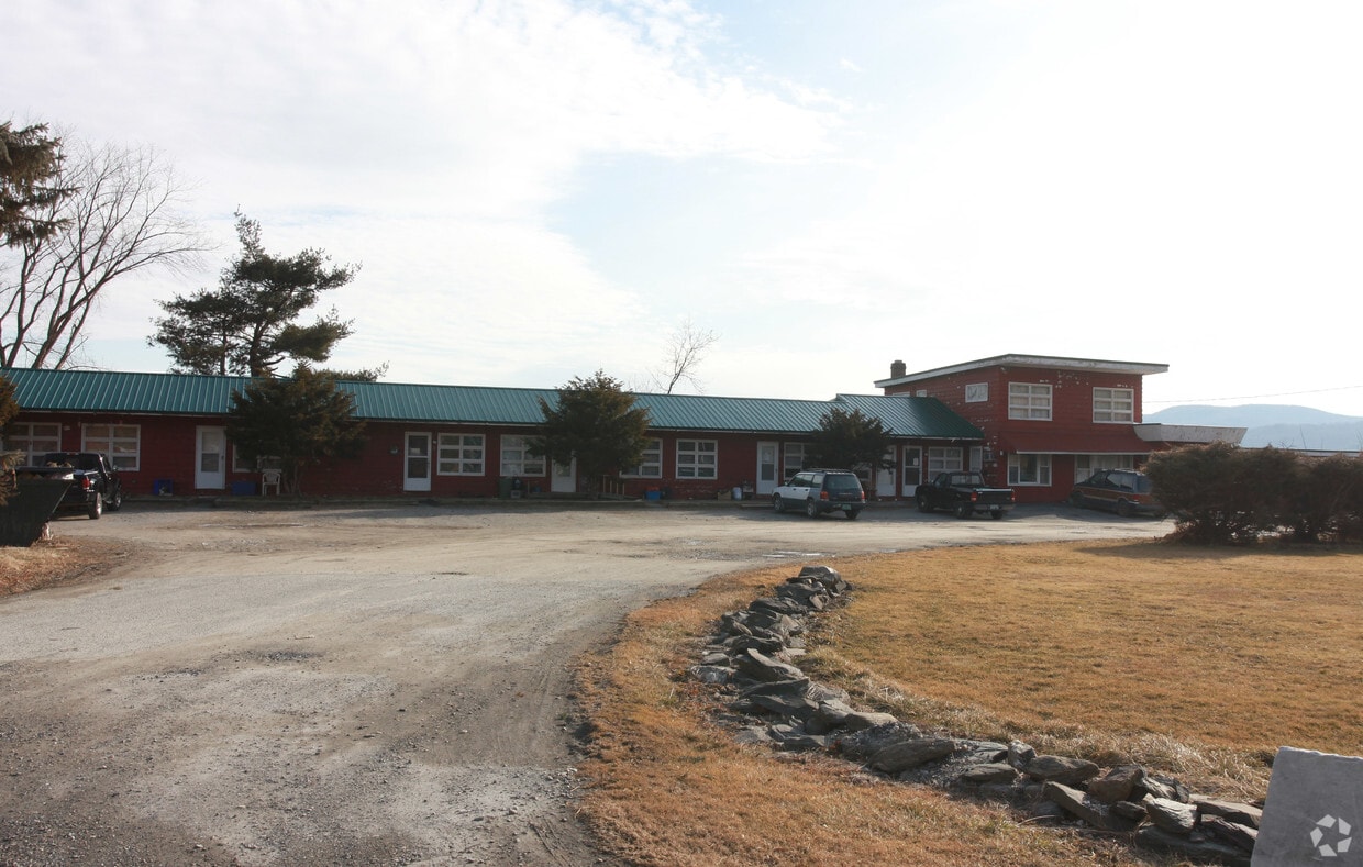 21194 Rt22, Hoosick Falls, NY 12090 Apartments in Hoosick Falls, NY