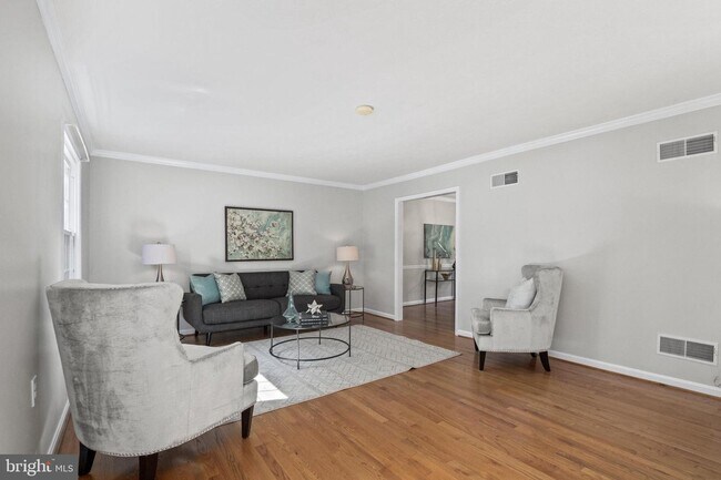 Foto del edificio - 1713 Handley Ave