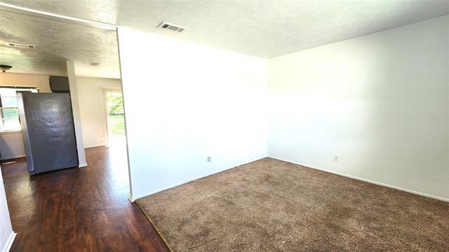 Foto del edificio - 520 Sweetbriar Dr