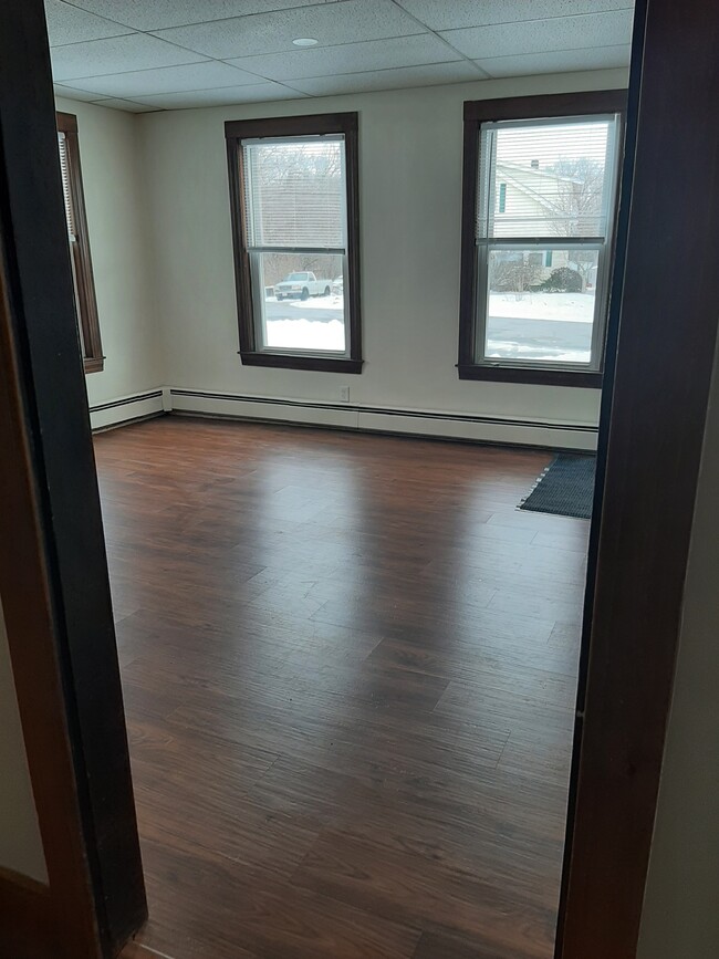 Living room - 40 Trask St