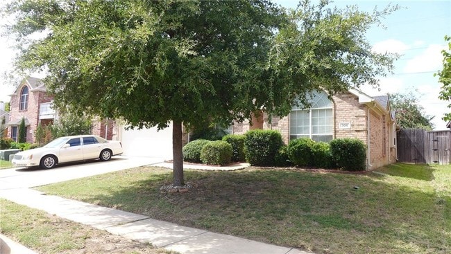 Building Photo - 308 Brookhaven Dr