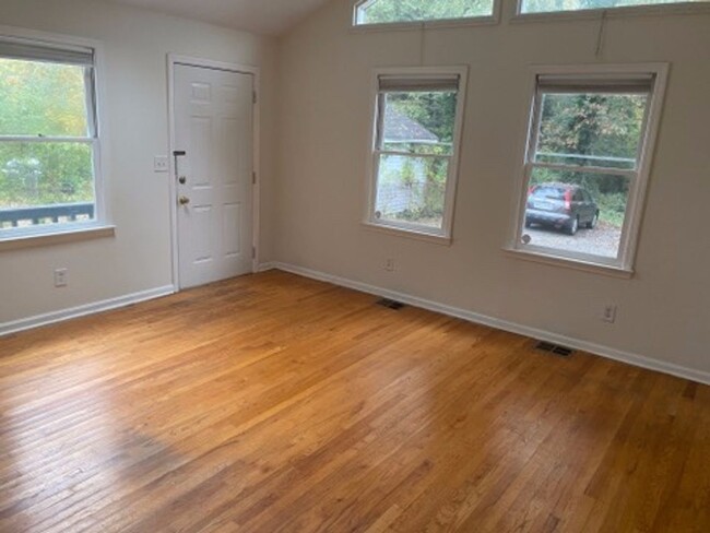 Foto del edificio - 1173 Briarcliff Rd NE