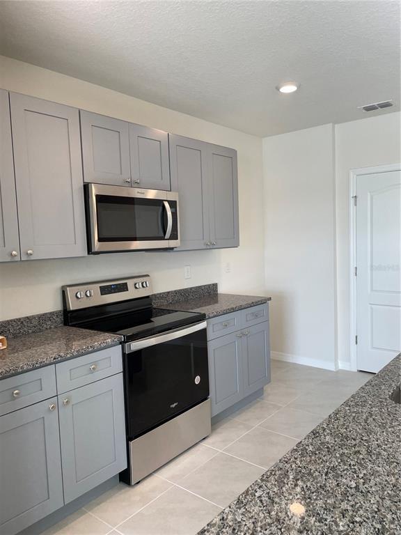 Building Photo - 2952 Long pond Dr