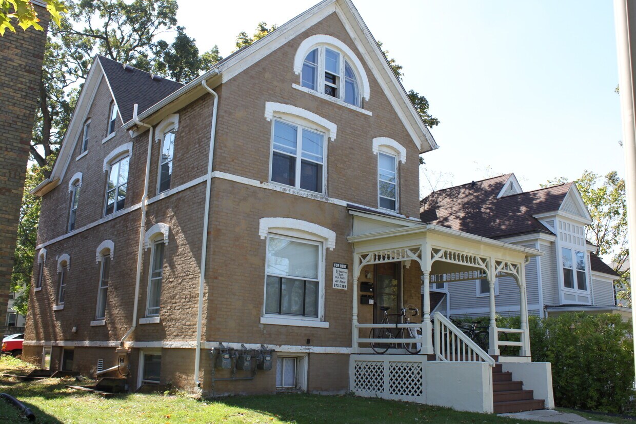 418 E Kingsley St Unit B, Ann Arbor, MI 48104 Apartments in Ann Arbor