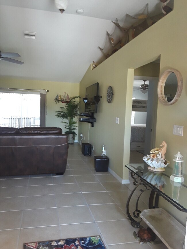 Foto del edificio - 1701 SE 14th St